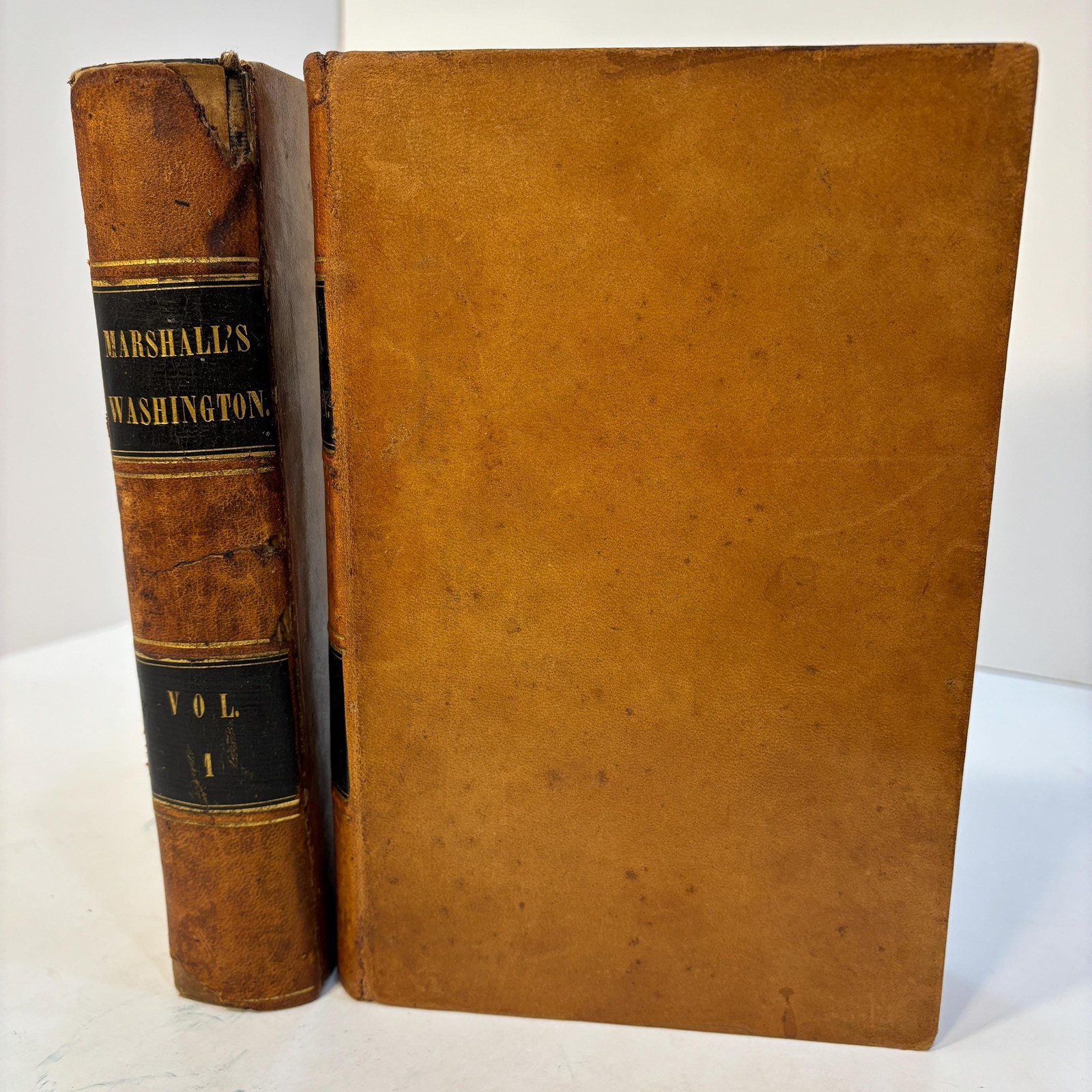 The Life of George Washington, Commander In Chief of The American Forces, During the War Which Established The Independence of His Countyry, and First President of The United States. Compiled Under The Direction of The Honourable Bushrod Washington, From Original Papers Bequeathed to Him by His Deceased Relative. In Two Volumes, Second Edition, Revised and Corrected by The Author. — photograph 5.