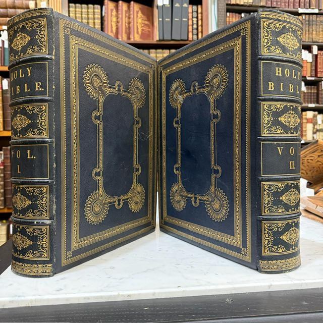 The Devotional Family Bible: With Practical and Experimental Reflections on Each Verse of The Old and New Testament, and Rich Marginal References. Illustrated with Numerous Engravings. (2 volumes) — photograph 10.