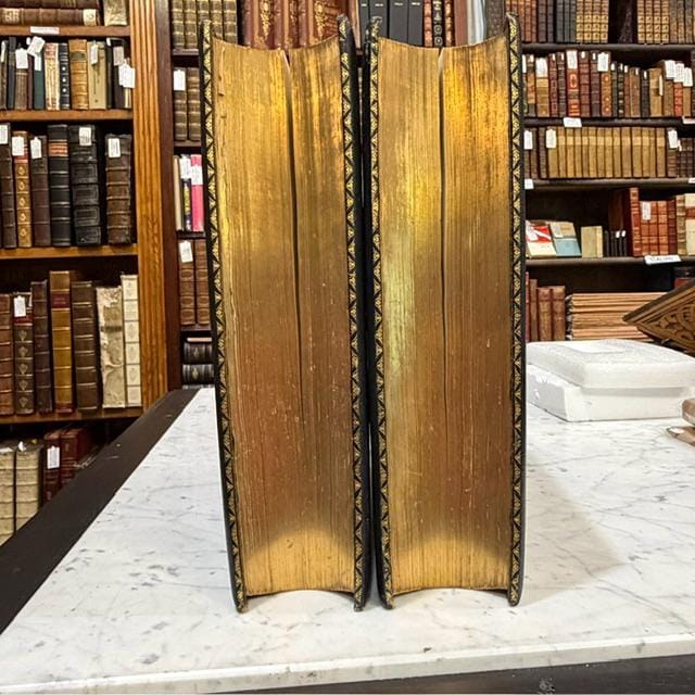 The Devotional Family Bible: With Practical and Experimental Reflections on Each Verse of The Old and New Testament, and Rich Marginal References. Illustrated with Numerous Engravings. (2 volumes) — photograph 5.