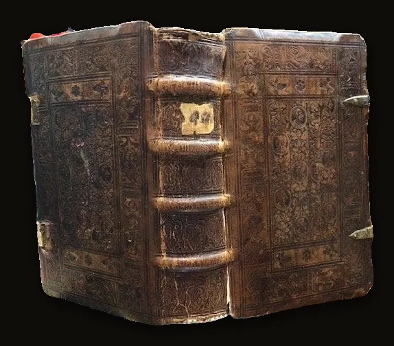Petri Rami Veromandui rhetoricæ distinctiones in Quintilianum, ad Carolum Lotharingum cardinalem. Oratio ejusdem de studiis philosophiæ & eloquentiæ conjungendis. GOOGLE TRANSLATION: Veromandius' rhetorical distinctions against Quintilian, to Charles Cardinal Lorraine. A speech of the same on the conjoining studies of philosophy and eloquence..