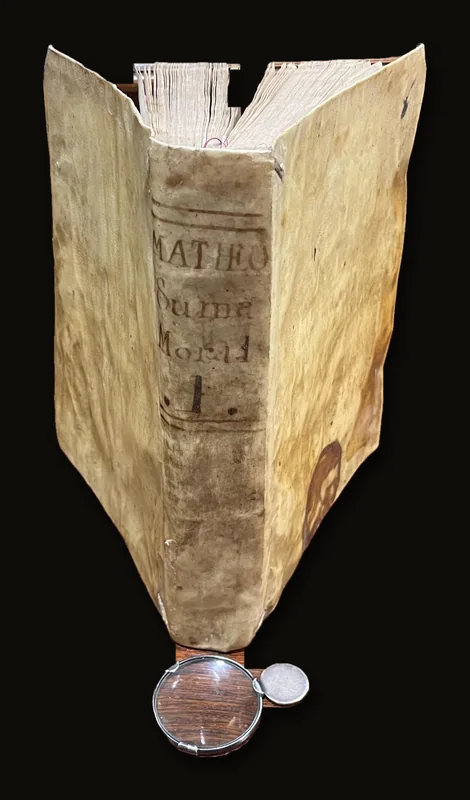 Suma Moral, en que se dea Instruccion solida y clara en los principios : Doctrinas Morales a los Principiantes : a los Confessores advertencias importantes para la practica; y a todos Doctrinas seguras para la resolucion de muchos, y mas que los frequentes casos.  TRANSLATION: Moral Summa, in which solid and clear instruction is given in the principles: Moral Doctrines for Beginners: important practical advice for Confessors; and secure doctrines for everyone for the resolution of many, and more than frequent cases..