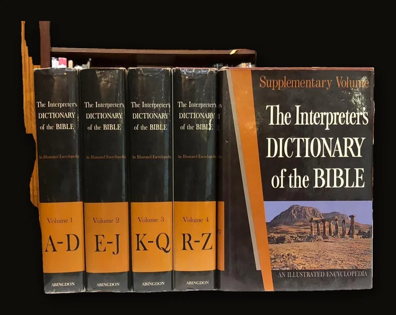 The Interpreter's Dictionary of The Bible, An Illustrated Encyclopedia. Identifying and Explaining All Proper Names and Signifigant Terms and Subjects in The Holy Scriptures, Including the Apochrypha With Attenmtion to Archeological Discoveries and Researches Into the Life and Faith of Ancient Times..