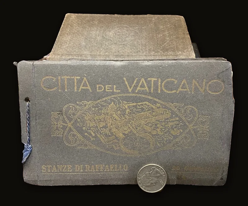 Citta del Vaticano  20 Cartoline [[Vatican City 20 Postcards]], 4 loose.